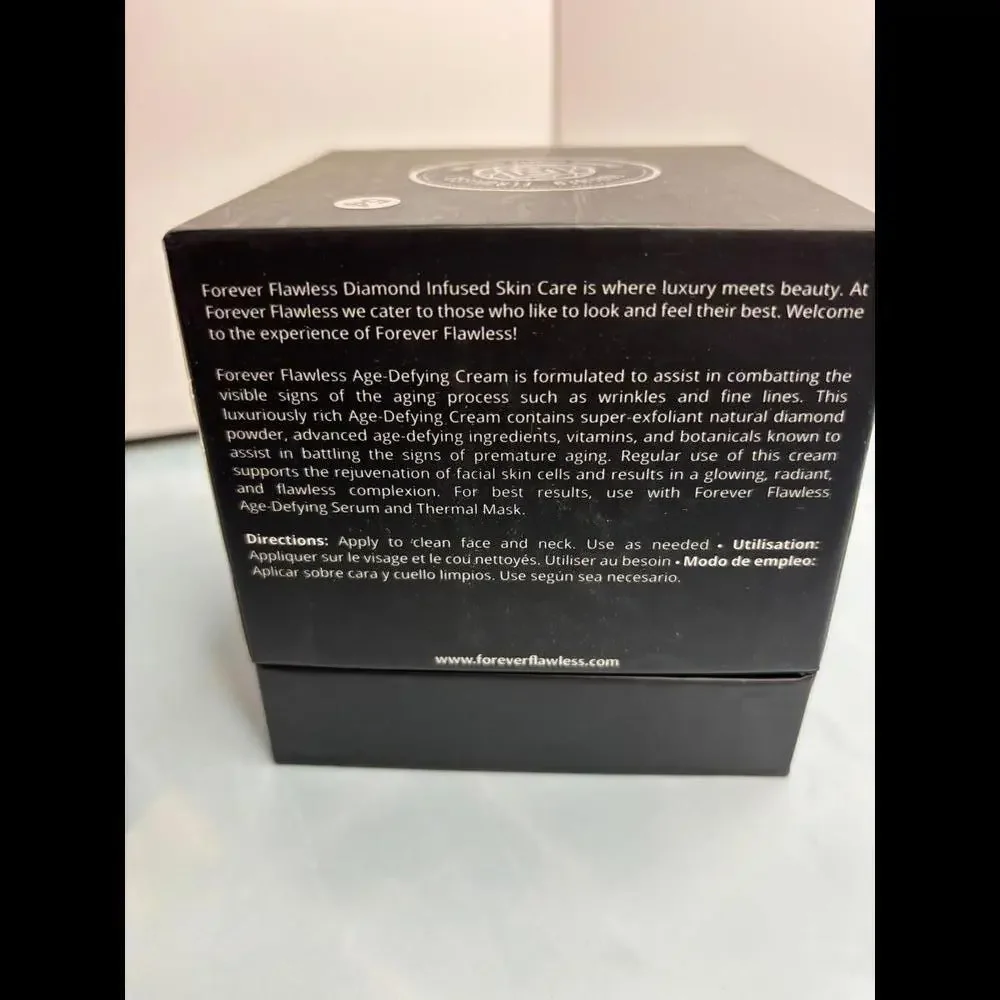Forever Flawless Black Diamond Age-Defying Cream - 50g - Picture 3 of 3